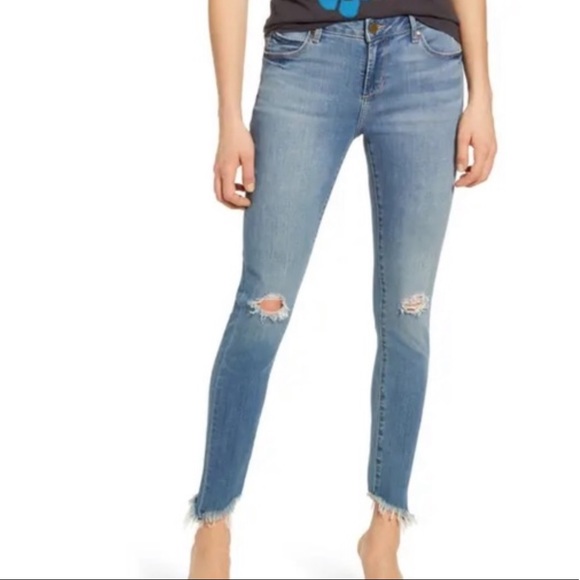 Articles Of Society Denim - ✨ 2 for $40 SALE | Articles Of Society | 29 | Suzy Jansen Cutoff Jeans
